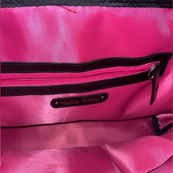 Hello Kitty Monogram Black Patent Leather
Sanrio Tote - Picture 2 of 2
